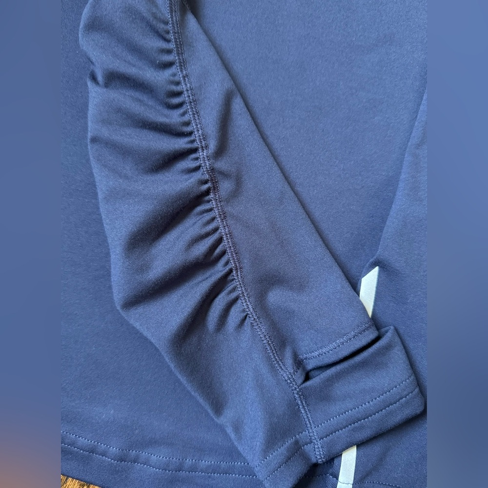 New Balance x J. Crew Running Top - Picture 8 of 11